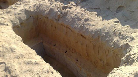  القبر أول منازل الآخرة